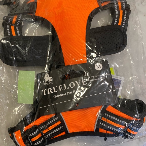 TRUE LOVE Adjustable No-Pull Dog Harness Reflective 3M Polyester Size Medium - Picture 2 of 8